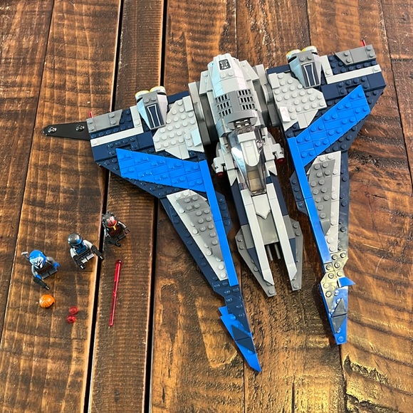 LEGO Mandalorian Starfighter - Picture 1 of 3